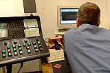 057 iche an der Steuerung.jpg